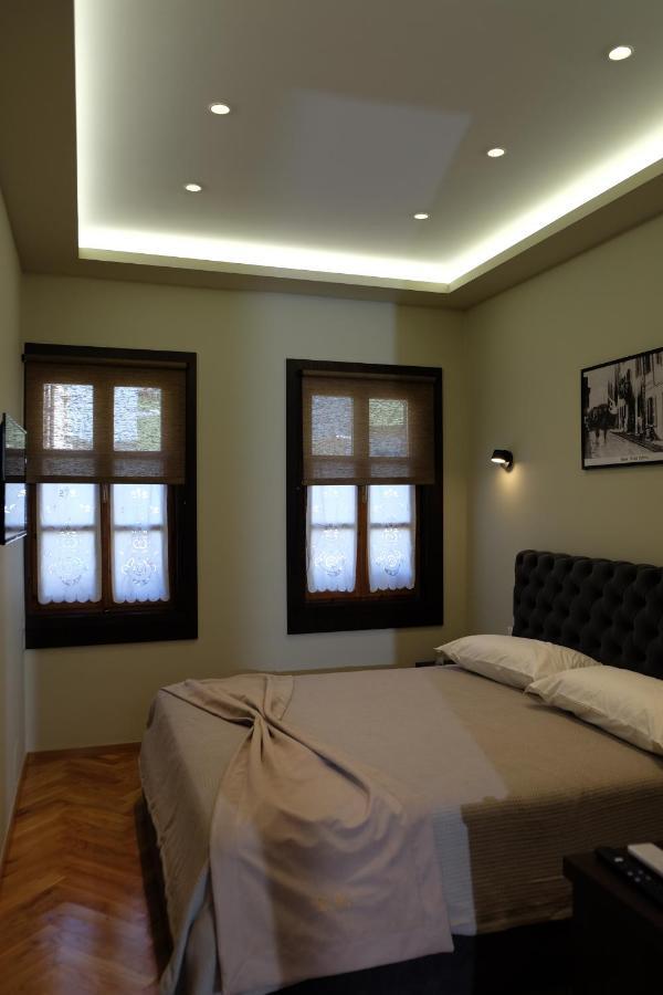 Bed and Breakfast Tebeu Coffe And Bar Wlora Zewnętrze zdjęcie